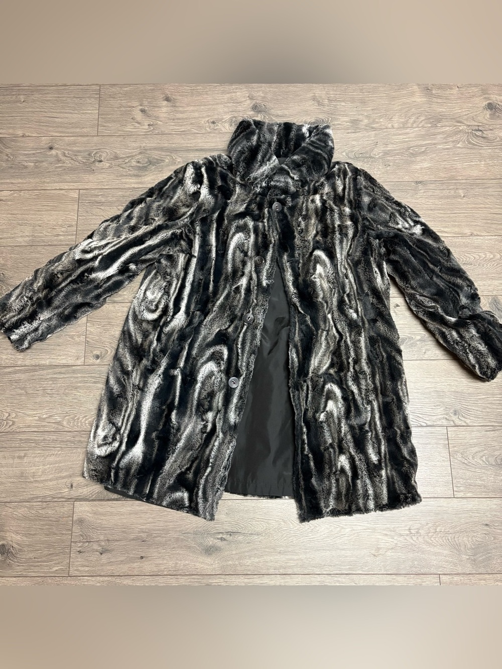 Gray faux fur marble patterned coat large